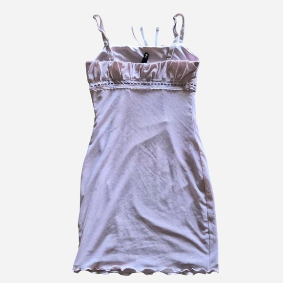 Elegant Light Pink Sleeveless Dress - Picture 4 of 6